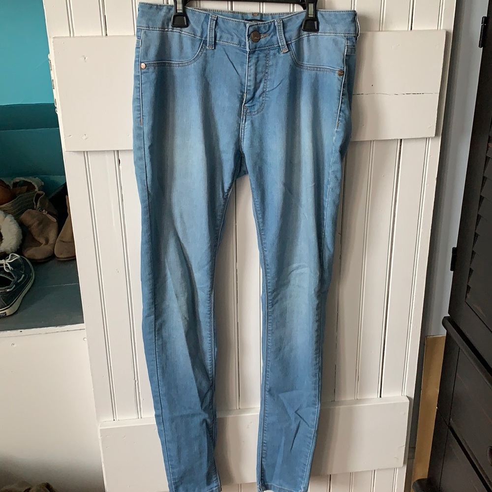 Light Wash Jeans